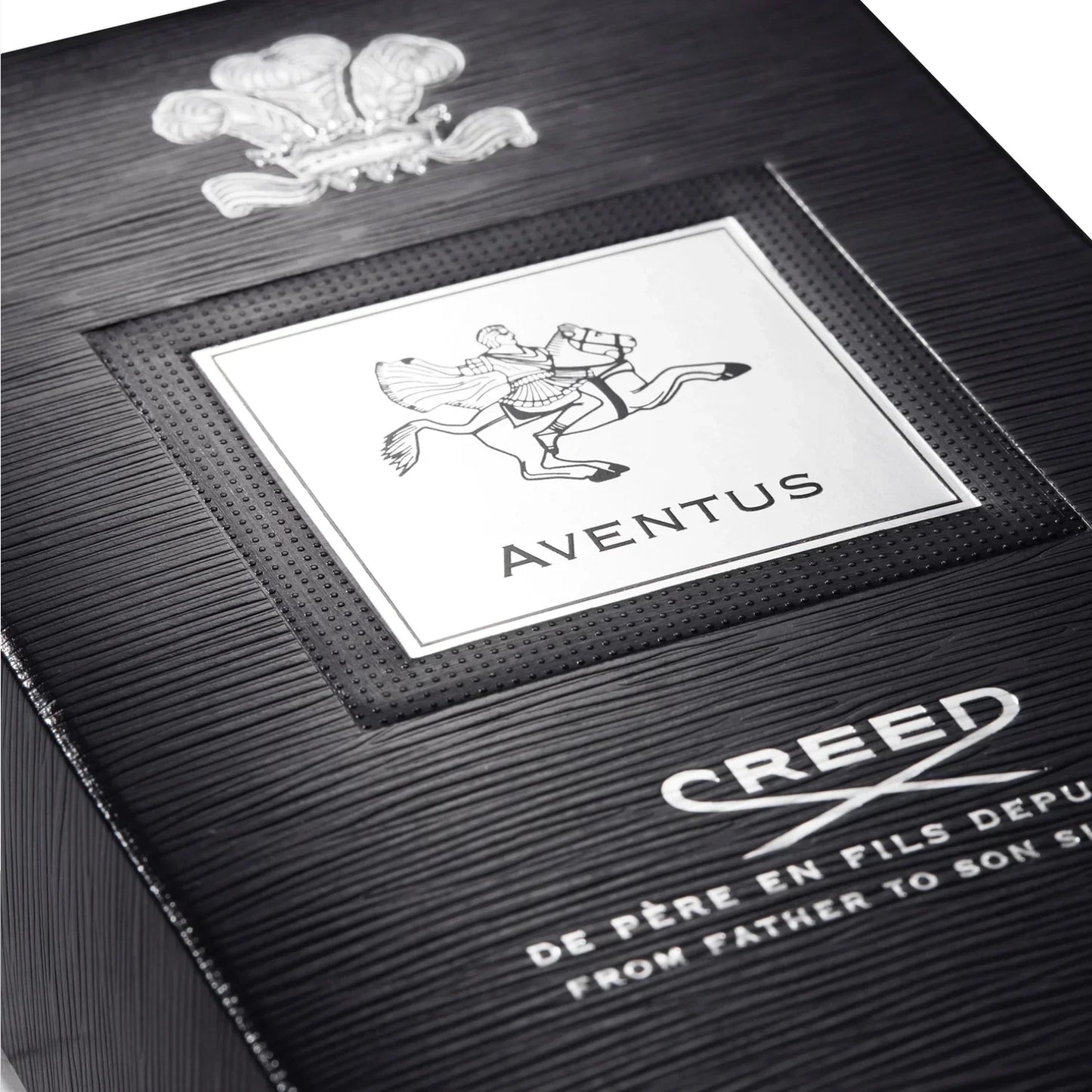 Creed Aventus Eau De Parfum（3.3 oz / 100 ml）